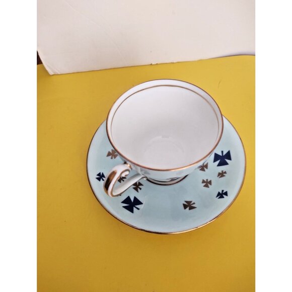 Vintage Aynsley Girl Guides Teacup and Saucer Blue and Gold Made in England - Picture 6 of 12
